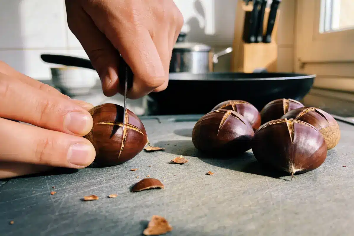 Cuire des marrons : 3 méthodes inratables pour régaler !